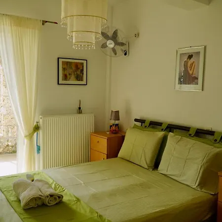 Aggeliki's Maisonette Sea View Porto Cheli *